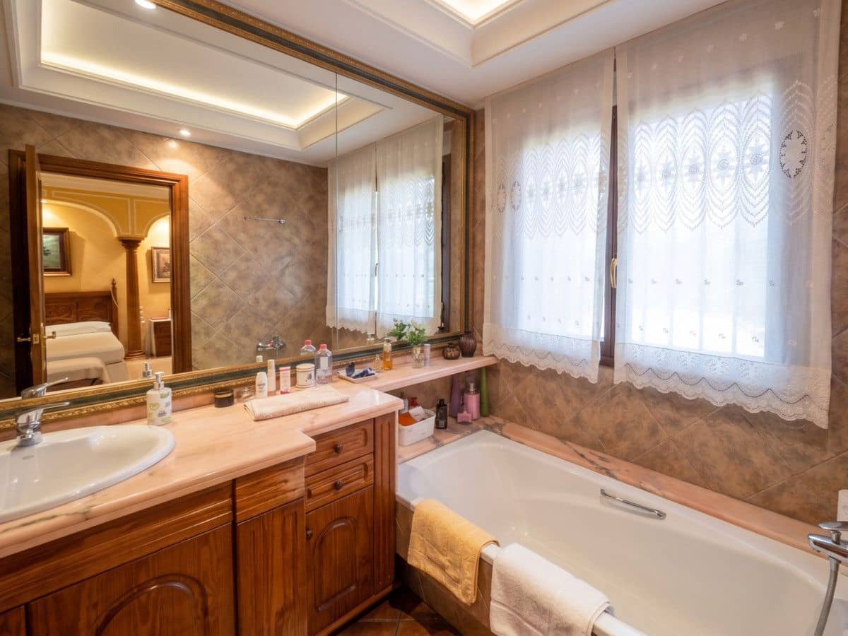 9 quarto Moradia para venda em Elche / Elx - 1 150 000 € (Ref: 10017912)
