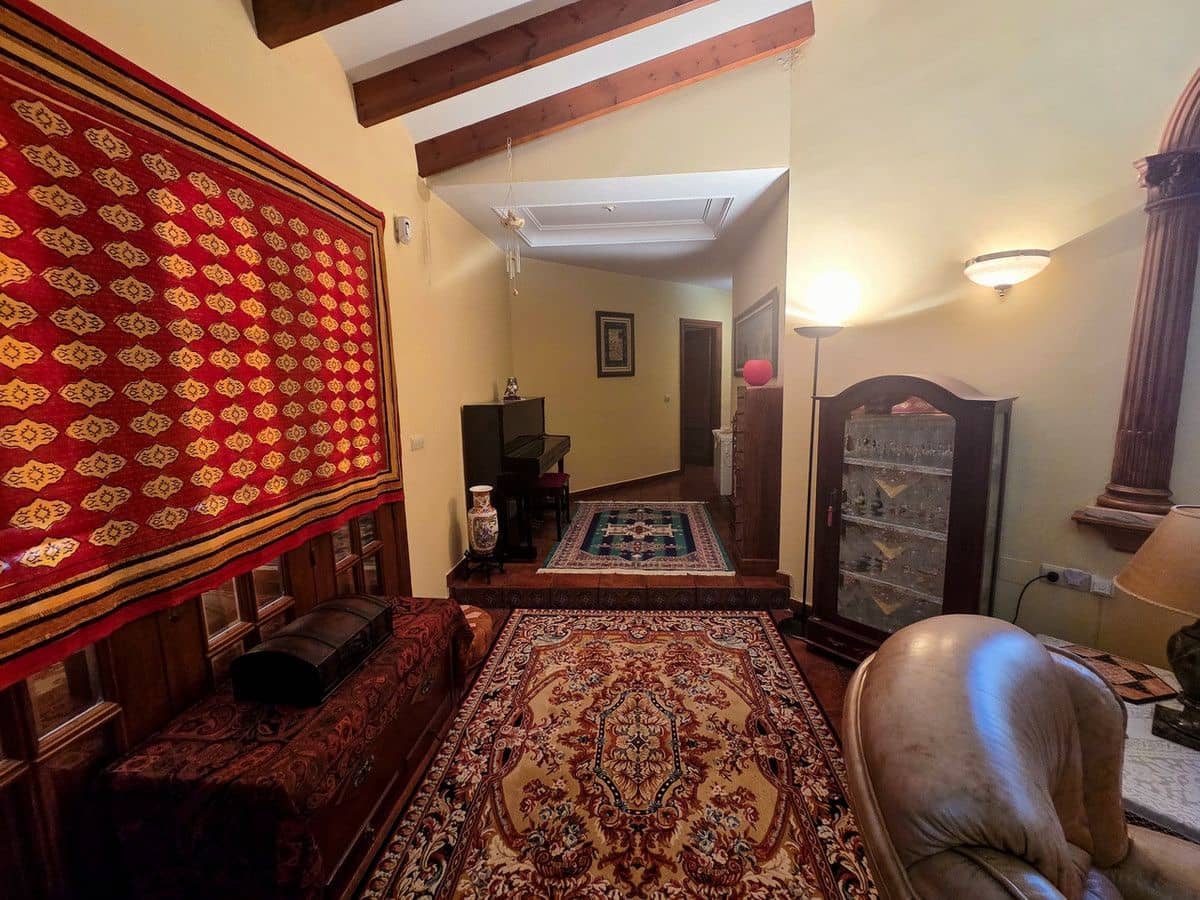 9 quarto Moradia para venda em Elche / Elx - 1 150 000 € (Ref: 10017912)