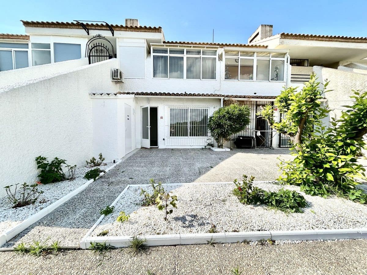 2 makuuhuone Huoneisto myytävänä paikassa Orihuela Costa - 199 000 € (Ref: 10017913)