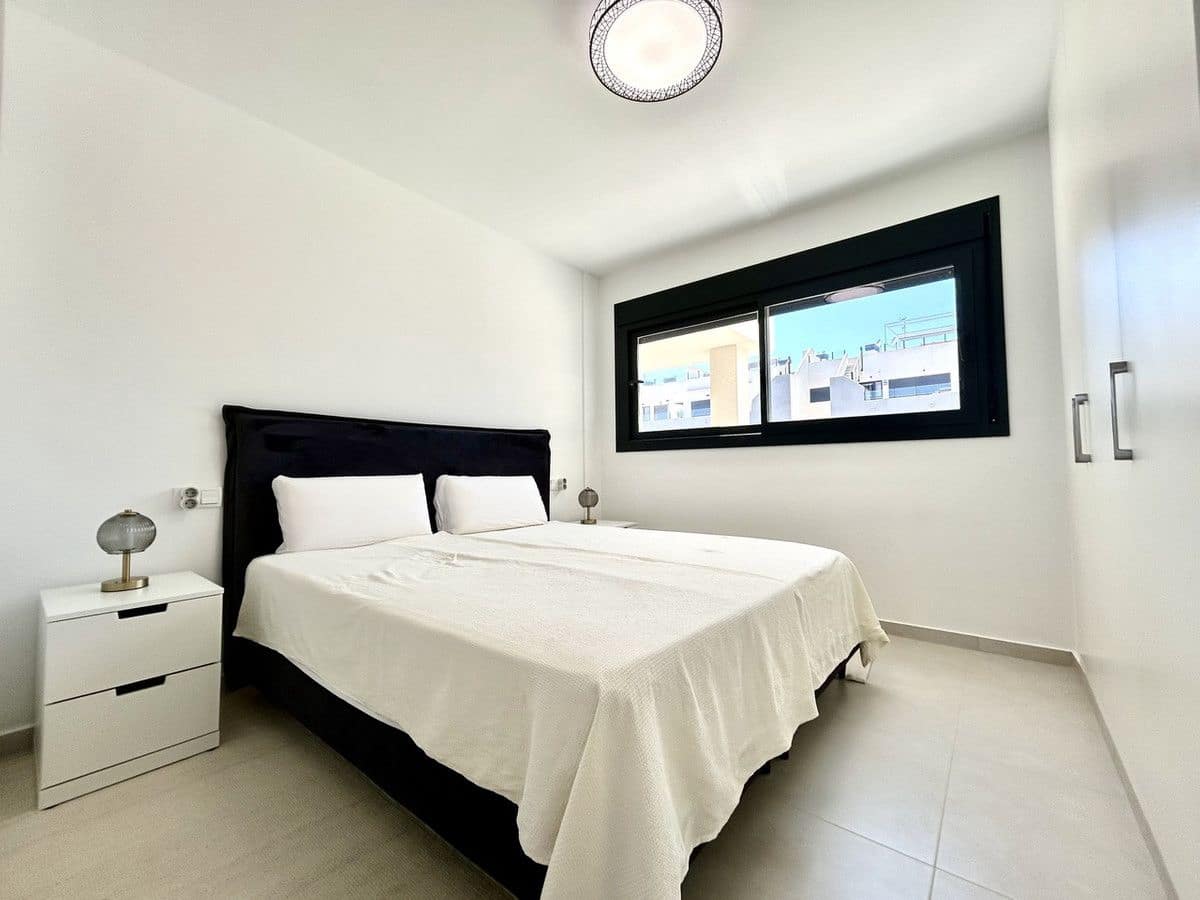 Apartamento de 3 habitaciones en Orihuela Costa en venta - 390.000 € (Ref: 10017914)