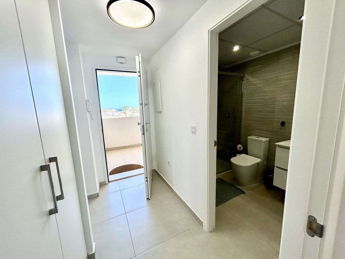 Apartamento de 3 habitaciones en Orihuela Costa en venta - 390.000 € (Ref: 10017914)