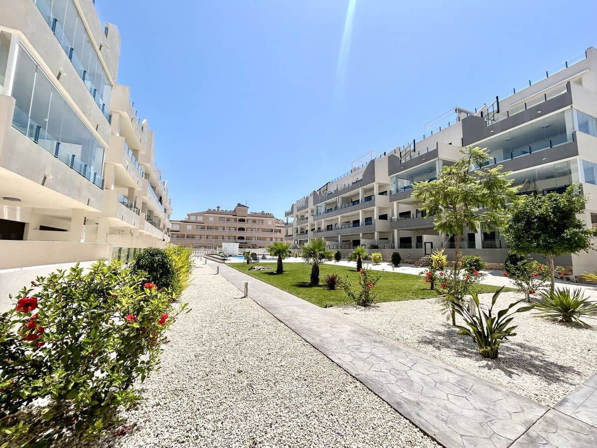 Apartamento de 3 habitaciones en Orihuela Costa en venta - 390.000 € (Ref: 10017914)