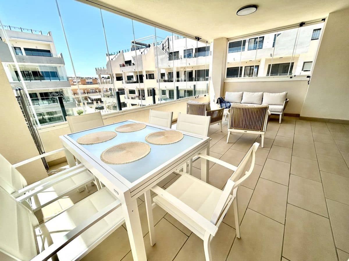 Apartamento de 3 habitaciones en Orihuela Costa en venta - 390.000 € (Ref: 10017914)
