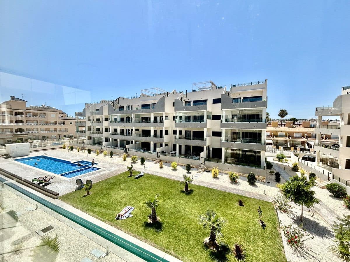 Apartamento de 3 habitaciones en Orihuela Costa en venta - 390.000 € (Ref: 10017914)