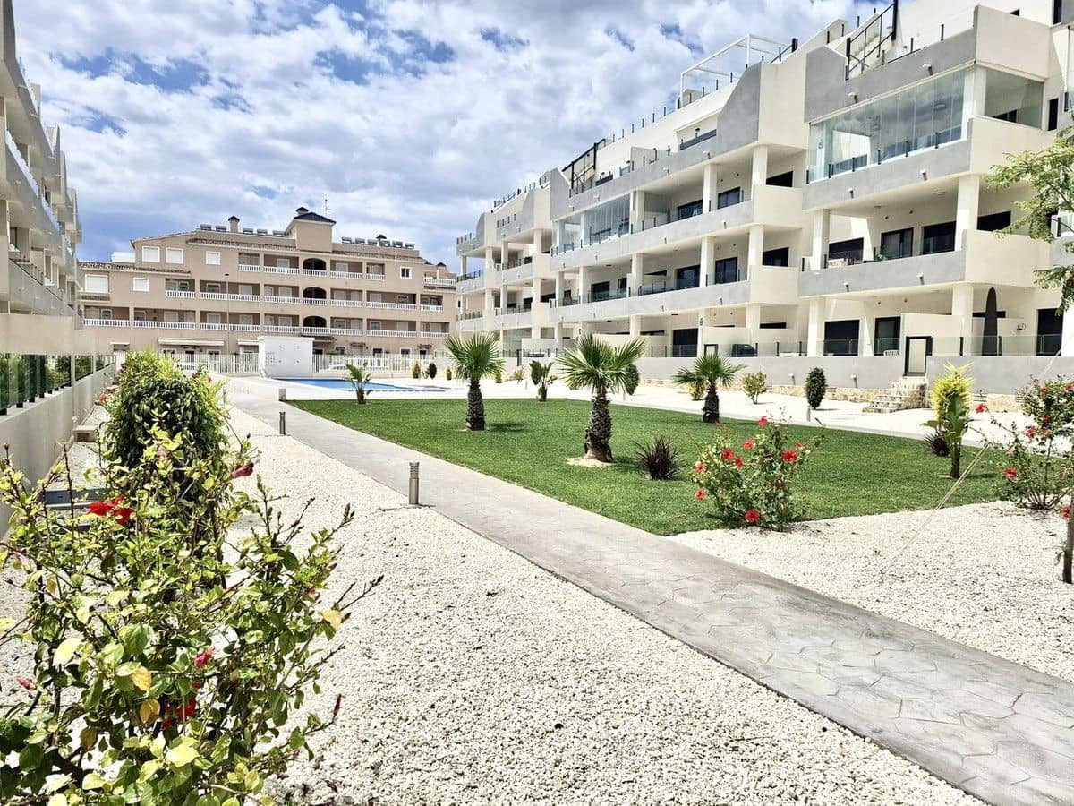 Apartamento de 3 habitaciones en Orihuela Costa en venta - 390.000 € (Ref: 10017914)