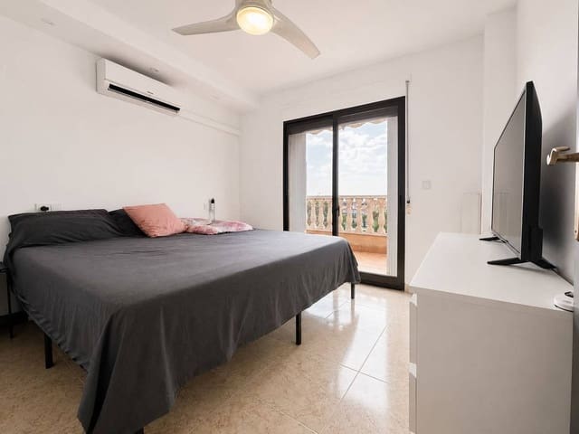 Chalet de 2 habitaciones en Villamartín - Las Filipinas, Orihuela en venta - 218.000 € (Ref: 10017925)
