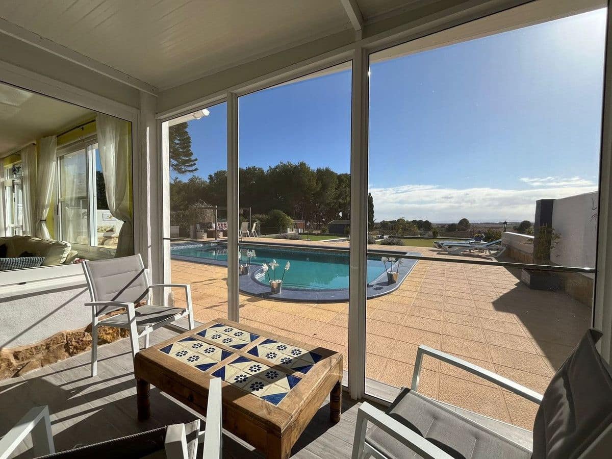 6 camera da letto Villa in vendita in Roldan - 609.500 € (Rif: 10017929)