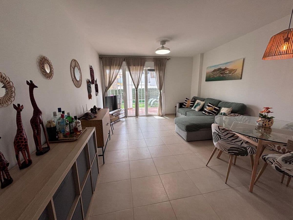 Apartamento de 2 habitaciones en Orihuela Costa en venta con piscina - 175.000 € (Ref: 10017930)