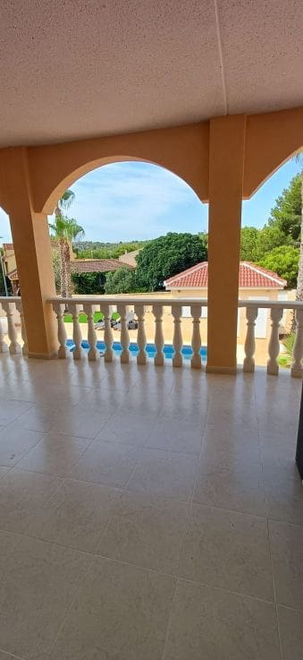 5 sypialnia Willa na sprzedaż w Algorfa z basenem - 780 000 € (Ref: 10017932)