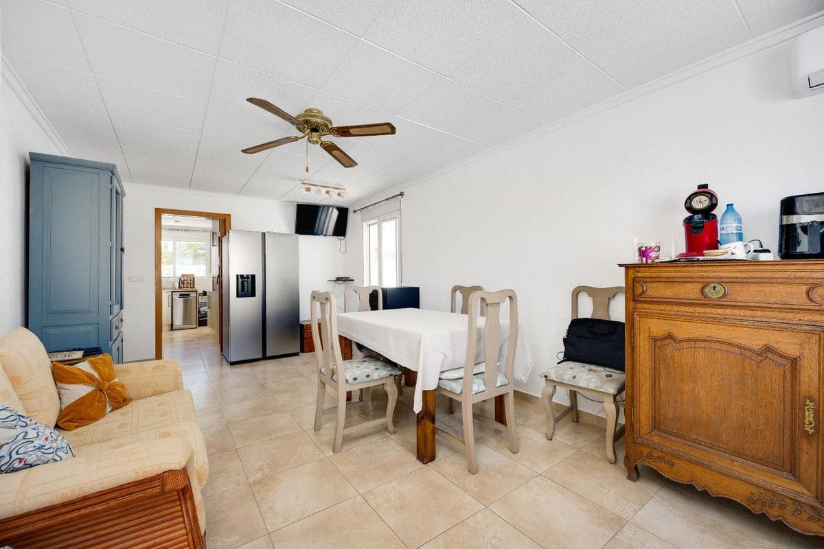 3 chambre Villa/Maison à vendre à La Marina - 264 969 € (Ref: 10017940)