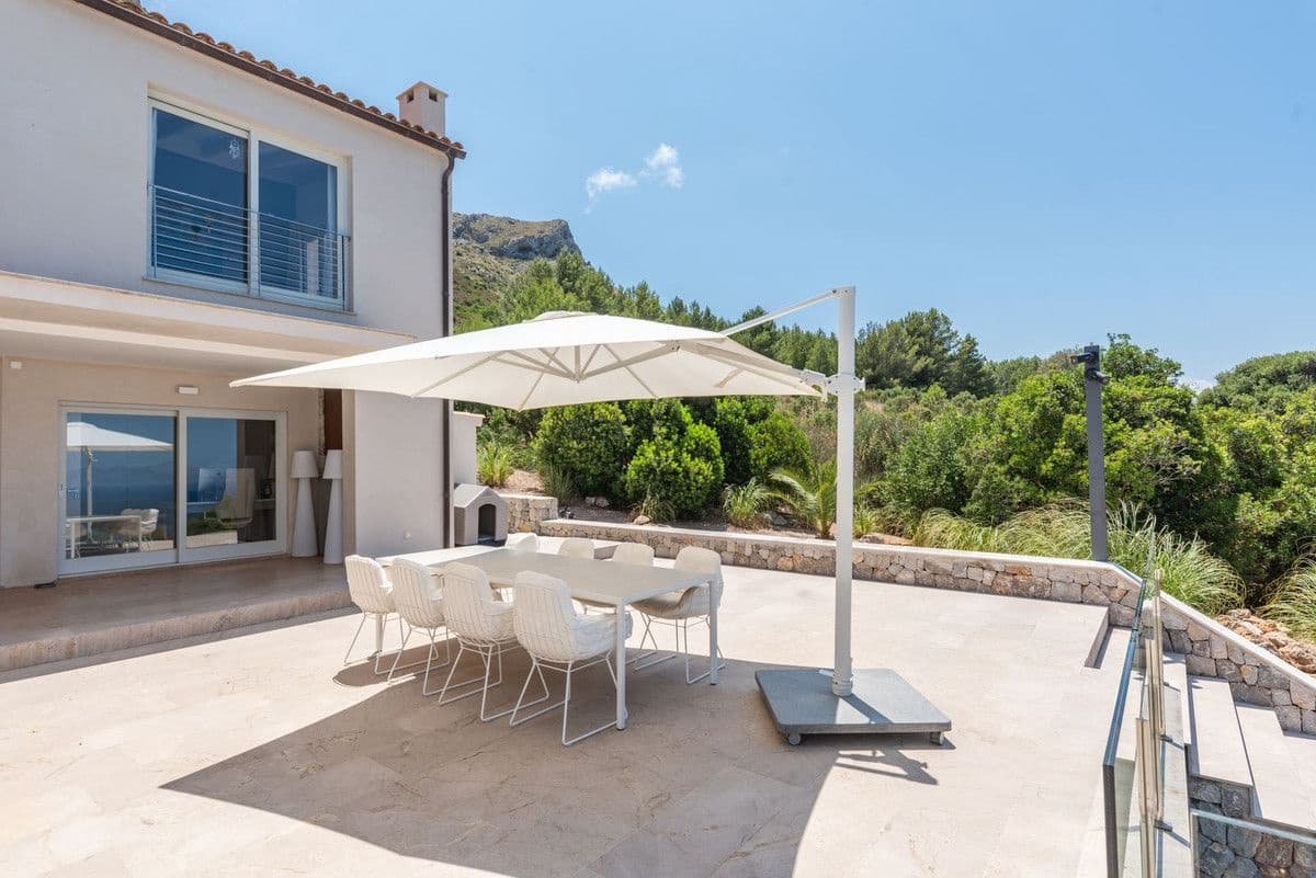 5 bedroom Villa for sale in Colonia de Sant Pere / Colonia de San Pedro with pool - € 5,500,000 (Ref: 10017941)