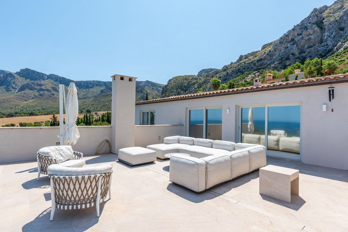 5 bedroom Villa for sale in Colonia de Sant Pere / Colonia de San Pedro with pool - € 5,500,000 (Ref: 10017941)