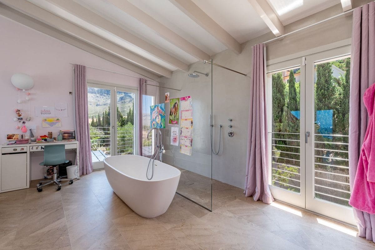 5 bedroom Villa for sale in Colonia de Sant Pere / Colonia de San Pedro with pool - € 5,500,000 (Ref: 10017941)