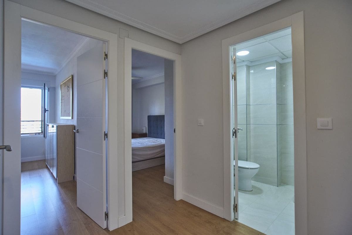 3 slaapkamer Appartement te koop in Playa de San Juan met zwembad - € 440.000 (Ref: 10017944)