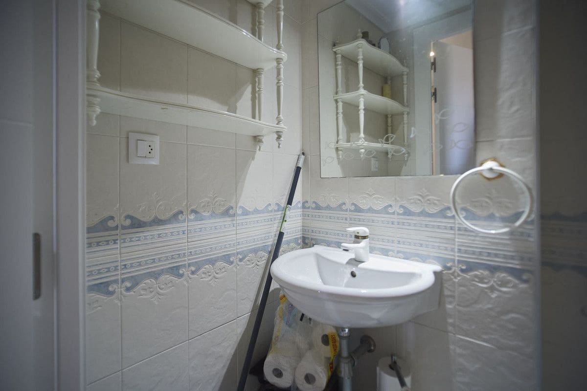 3 slaapkamer Appartement te koop in Playa de San Juan met zwembad - € 440.000 (Ref: 10017944)