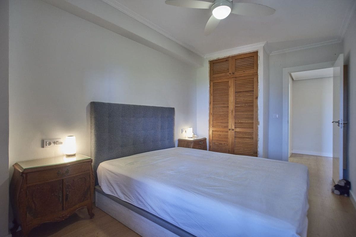 3 slaapkamer Appartement te koop in Playa de San Juan met zwembad - € 440.000 (Ref: 10017944)