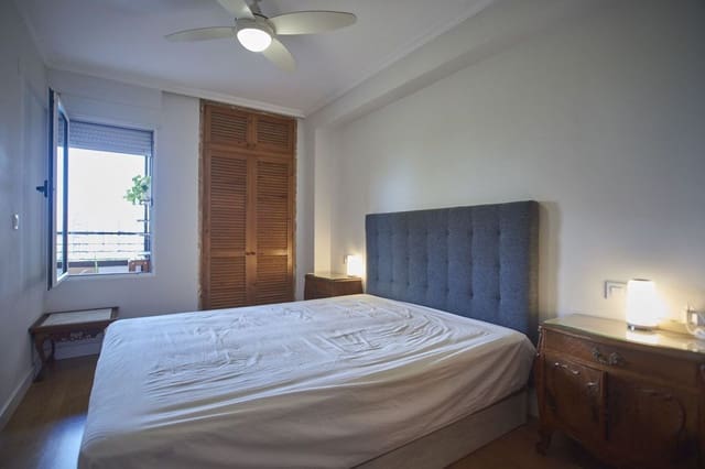 3 slaapkamer Appartement te koop in Playa de San Juan, Alicante stad met zwembad - € 440.000 (Ref: 10017944)