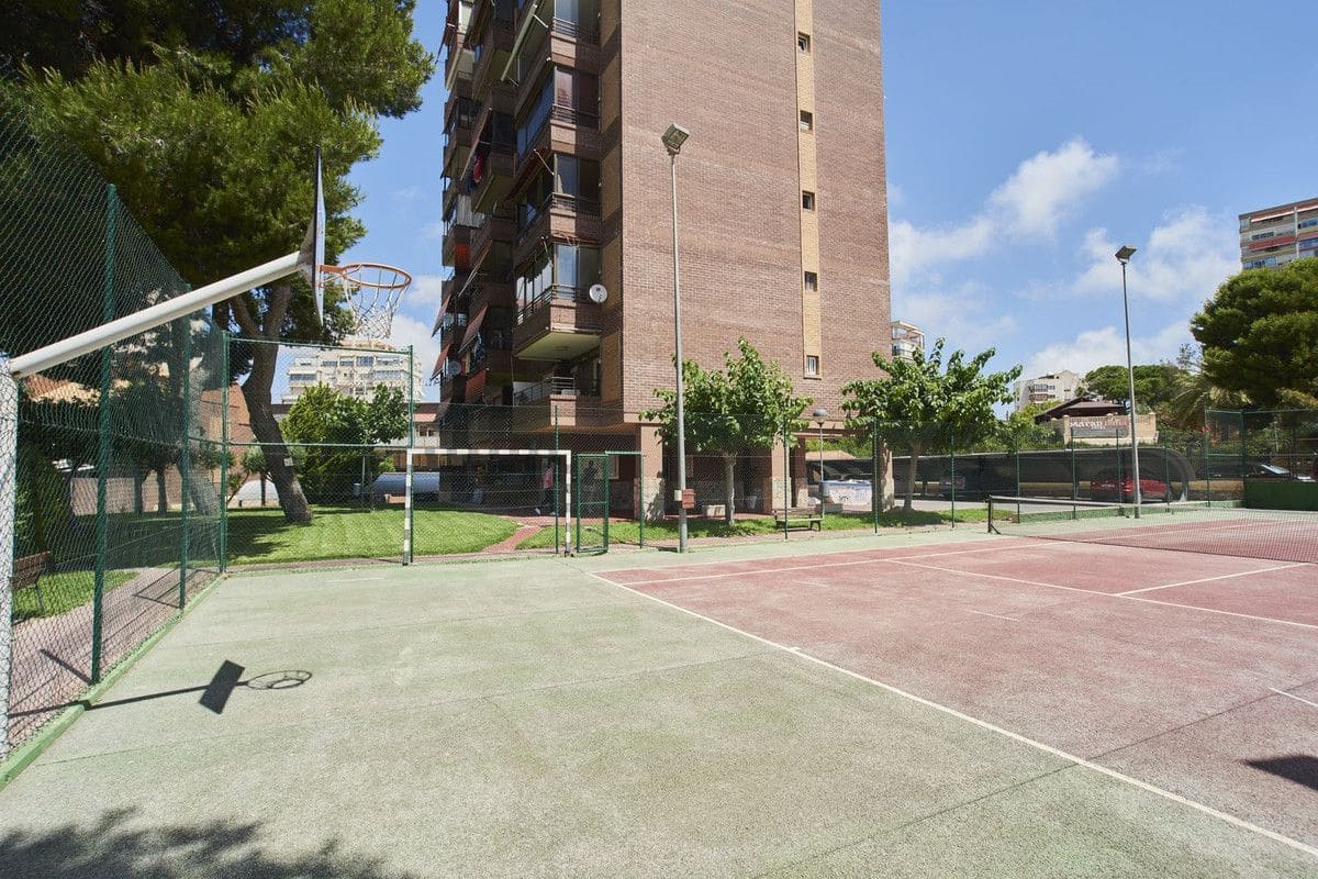 3 slaapkamer Appartement te koop in Playa de San Juan met zwembad - € 440.000 (Ref: 10017944)