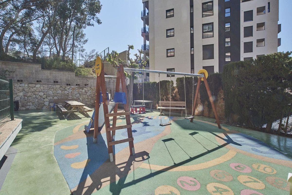 4 Zimmer Apartment zu verkaufen in Alicante / Alacant Stadt mit Pool - 390.000 € (Ref: 10017945)