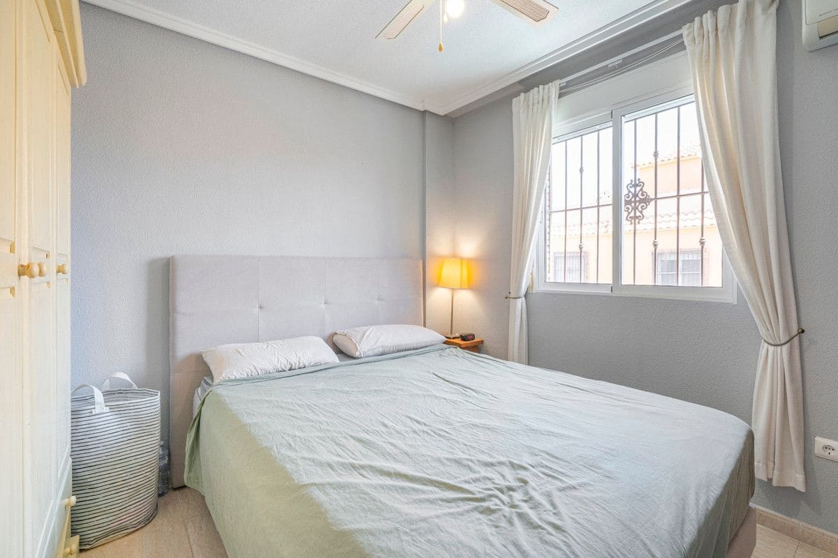 3 soverom Villa til salgs i Rojales med svømmebasseng - € 279 000 (Ref: 10017949)