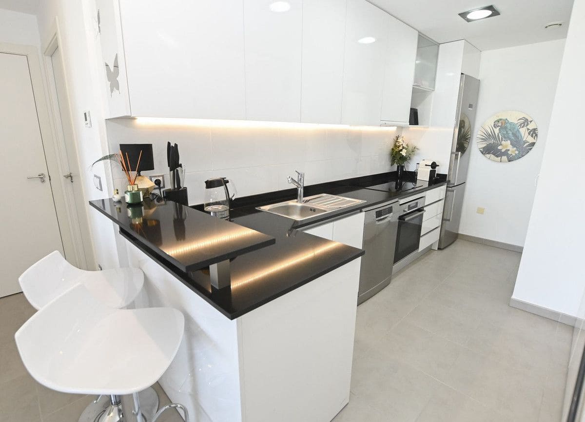 2 chambre Appartement à vendre à Arenales del Sol avec piscine - 449 000 € (Ref: 10017950)