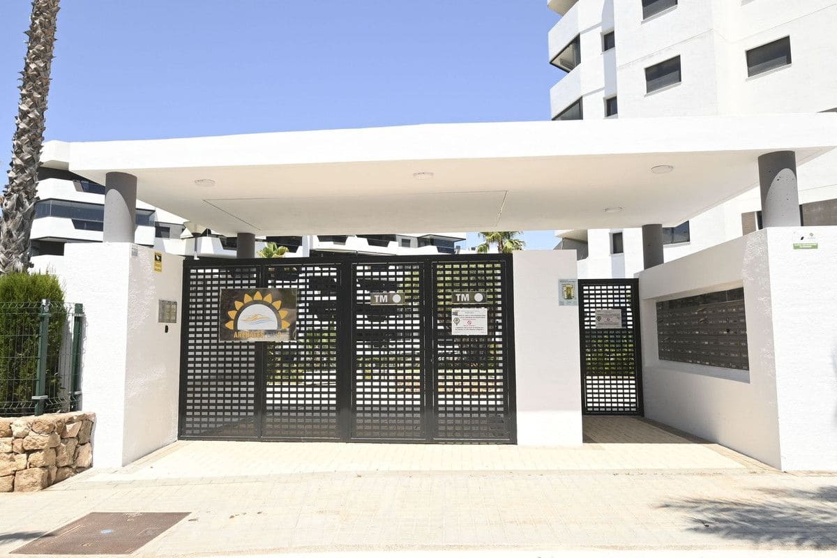 2 chambre Appartement à vendre à Arenales del Sol avec piscine - 449 000 € (Ref: 10017950)