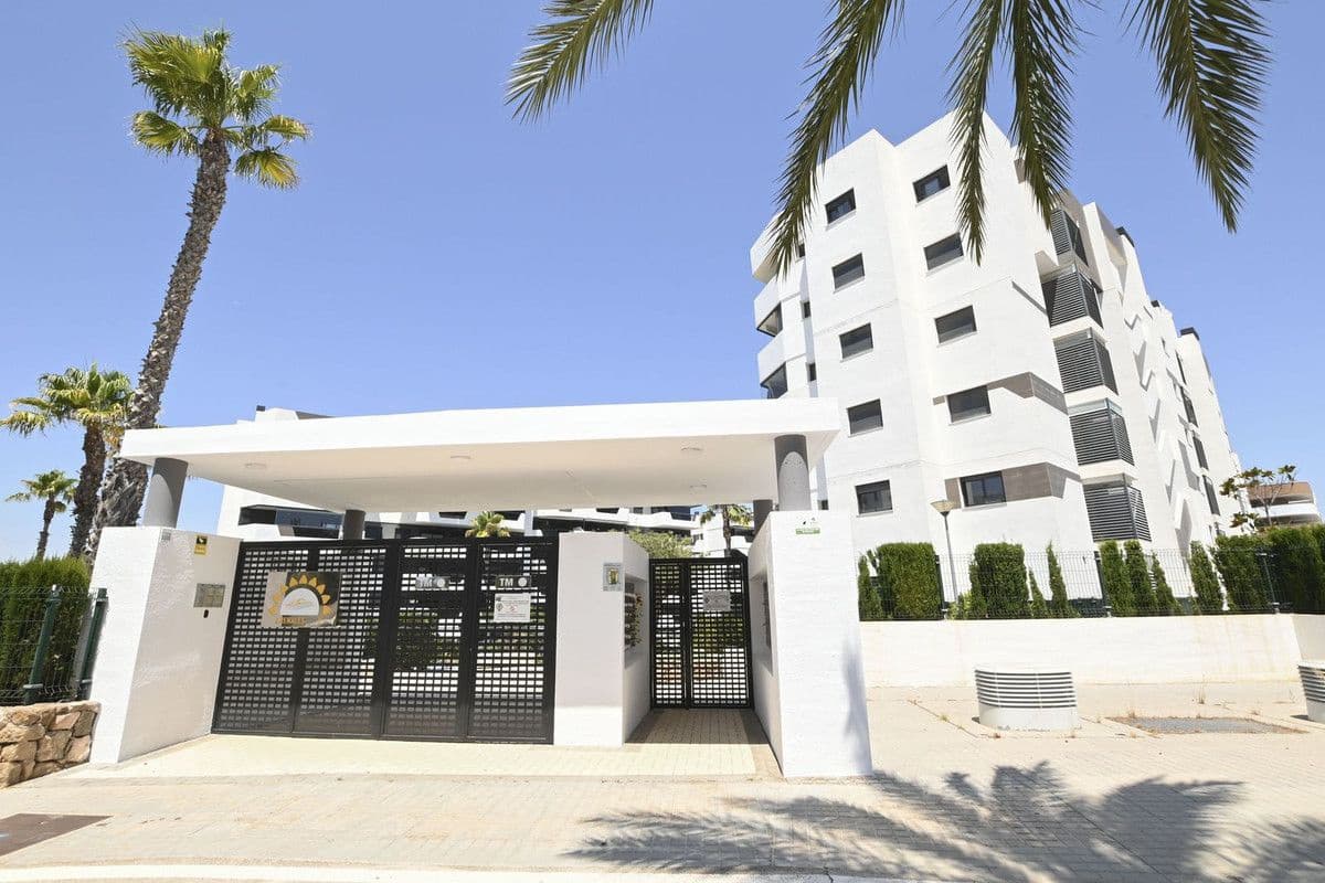 2 chambre Appartement à vendre à Arenales del Sol avec piscine - 449 000 € (Ref: 10017950)