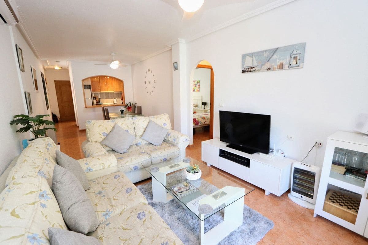 Apartamento de 2 habitaciones en Los Alcázares en venta - 155.000 € (Ref: 10017951)