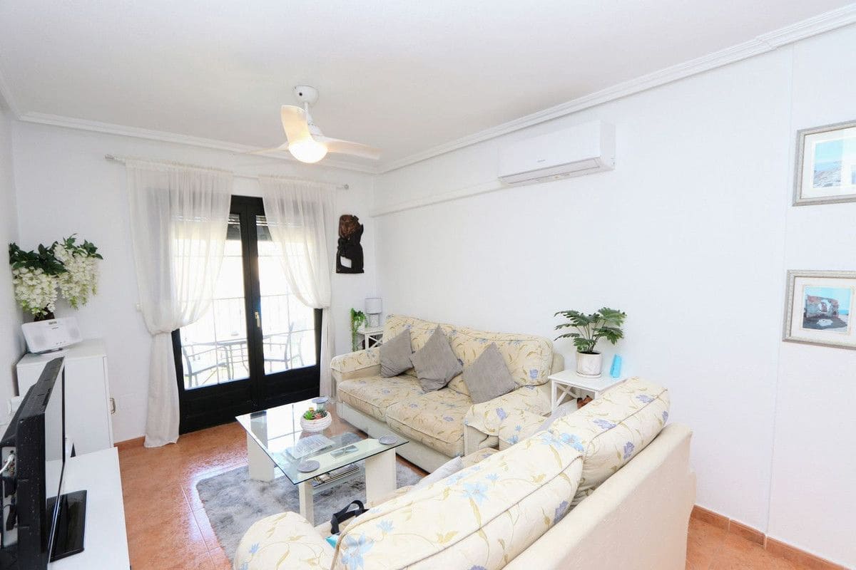 Apartamento de 2 habitaciones en Los Alcázares en venta - 155.000 € (Ref: 10017951)