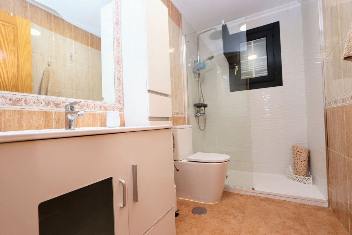 Apartamento de 2 habitaciones en Los Alcázares en venta - 155.000 € (Ref: 10017951)