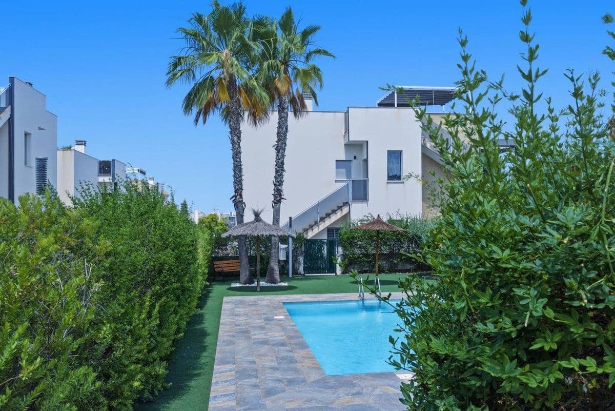 3 soveværelse Lejlighed til salg i Guardamar del Segura med swimmingpool - € 299.000 (Ref: 10017952)