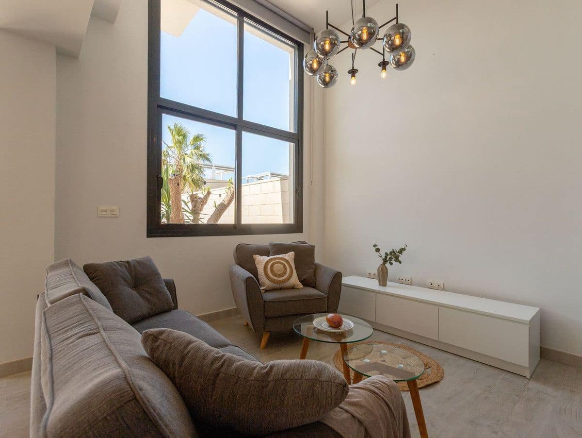 3 bedroom Villa for sale in Dona Pepa with pool - € 389,000 (Ref: 10017955)