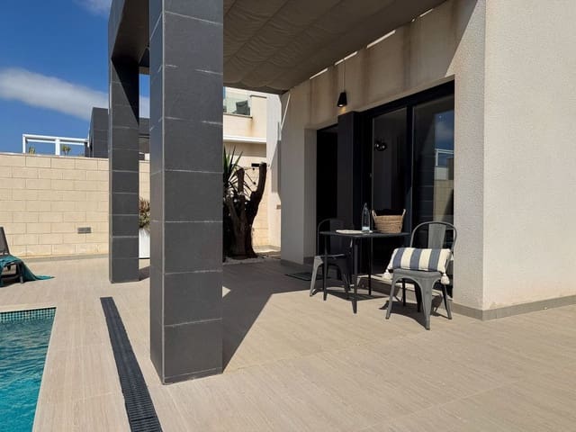 3 chambre Villa/Maison à vendre à Doña Pepa, Rojales avec piscine - 389 000 € (Ref: 10017955)