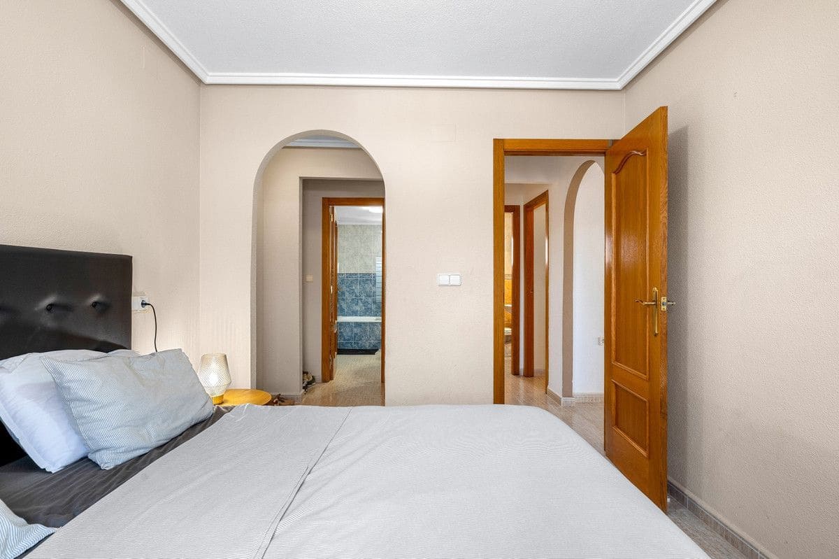 3 Zimmer Villa zu verkaufen in Gran Alacant mit Pool - 479.000 € (Ref: 10017958)