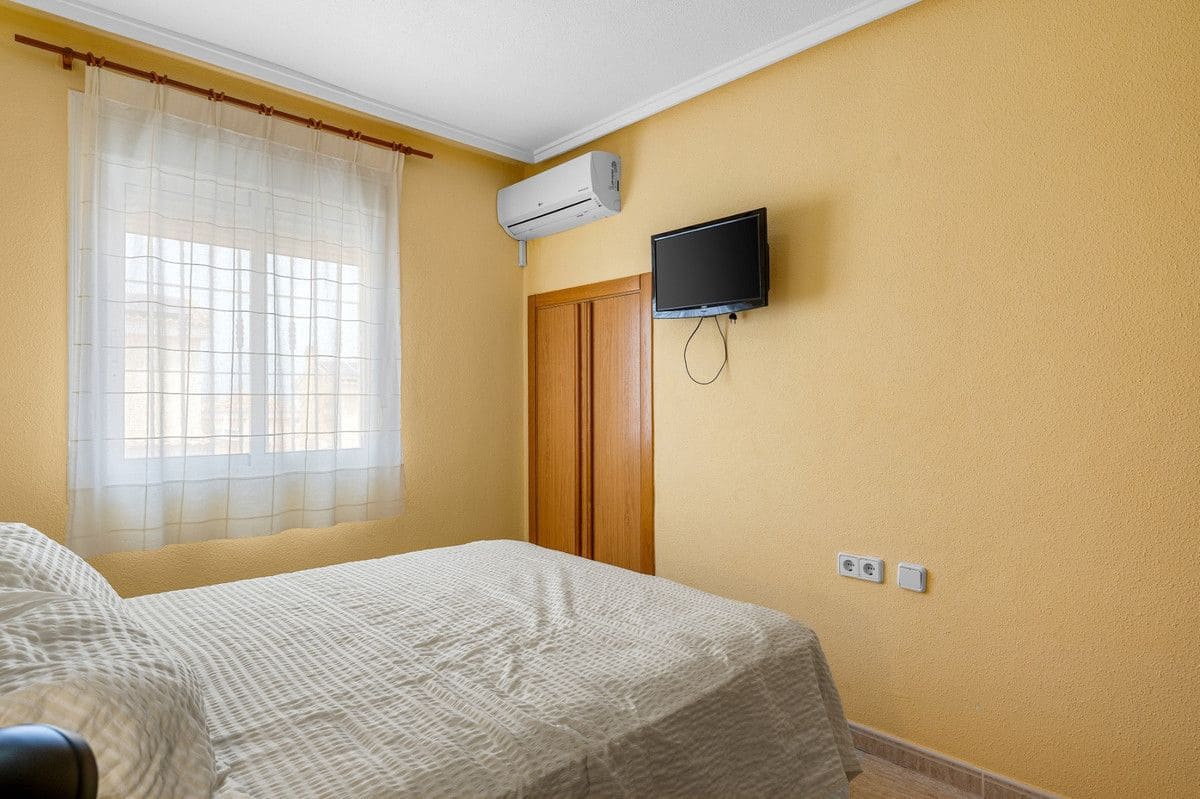 3 Zimmer Villa zu verkaufen in Gran Alacant mit Pool - 479.000 € (Ref: 10017958)