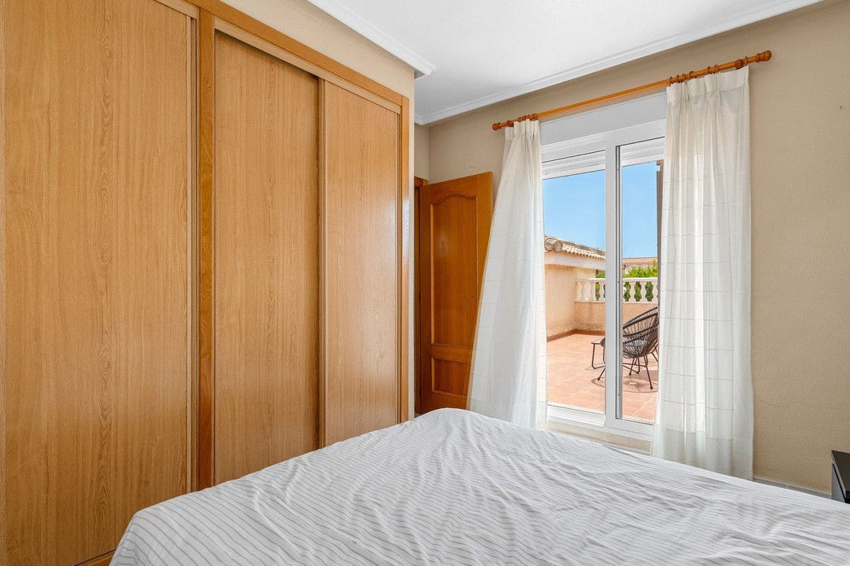 3 Zimmer Villa zu verkaufen in Gran Alacant mit Pool - 479.000 € (Ref: 10017958)