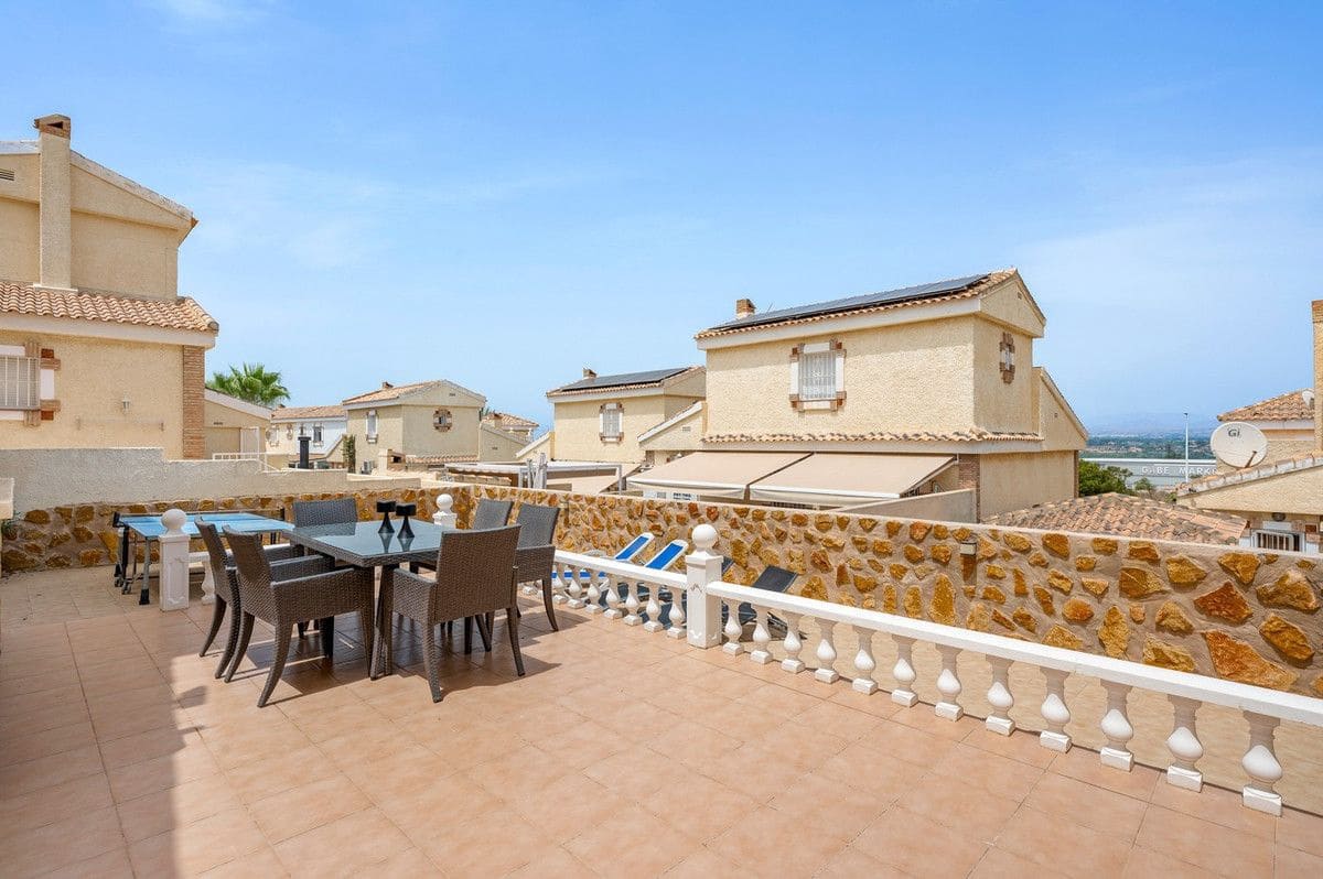 3 Zimmer Villa zu verkaufen in Gran Alacant mit Pool - 479.000 € (Ref: 10017958)