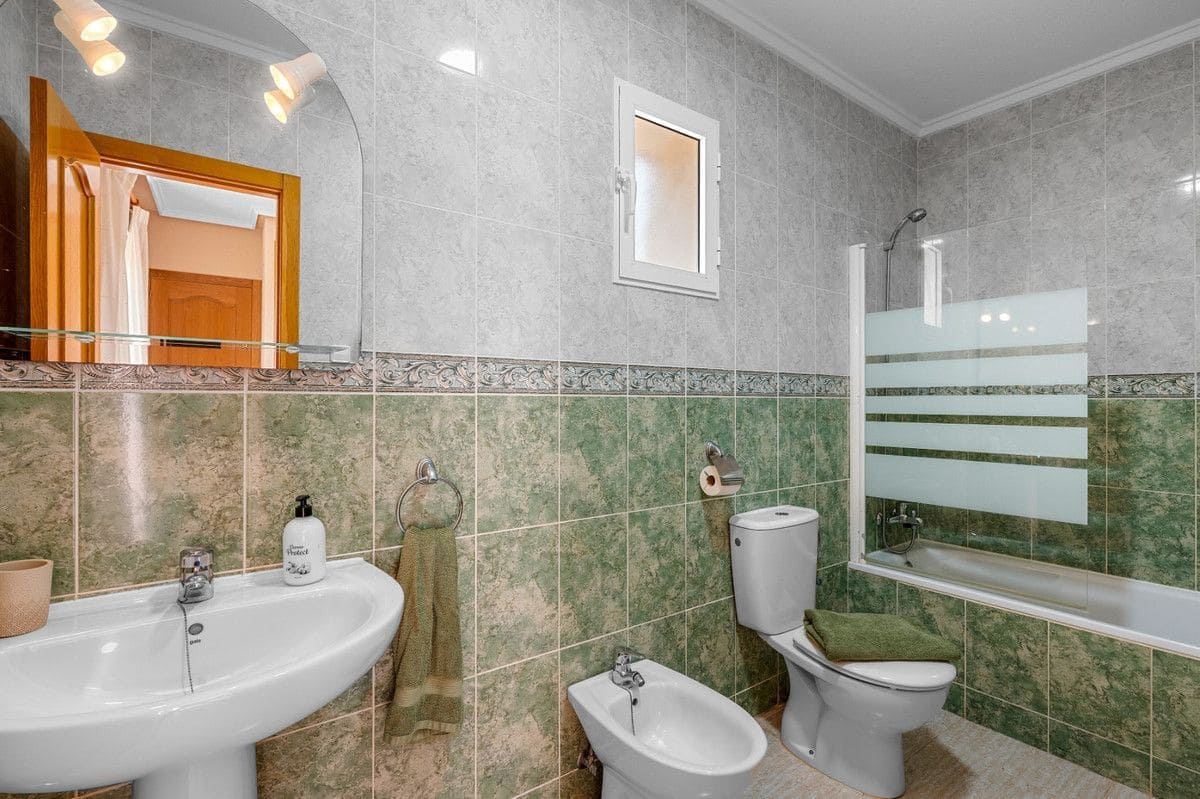 3 Zimmer Villa zu verkaufen in Gran Alacant mit Pool - 479.000 € (Ref: 10017958)