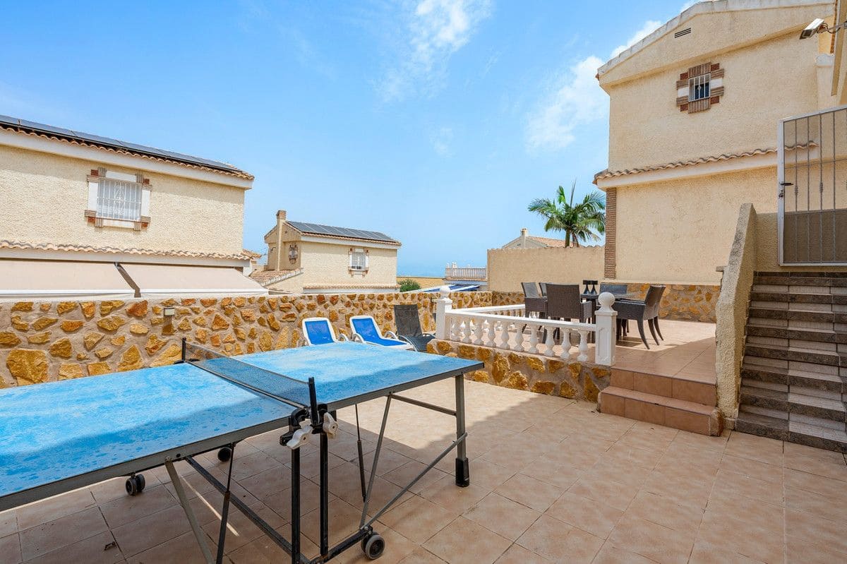 3 Zimmer Villa zu verkaufen in Gran Alacant mit Pool - 479.000 € (Ref: 10017958)