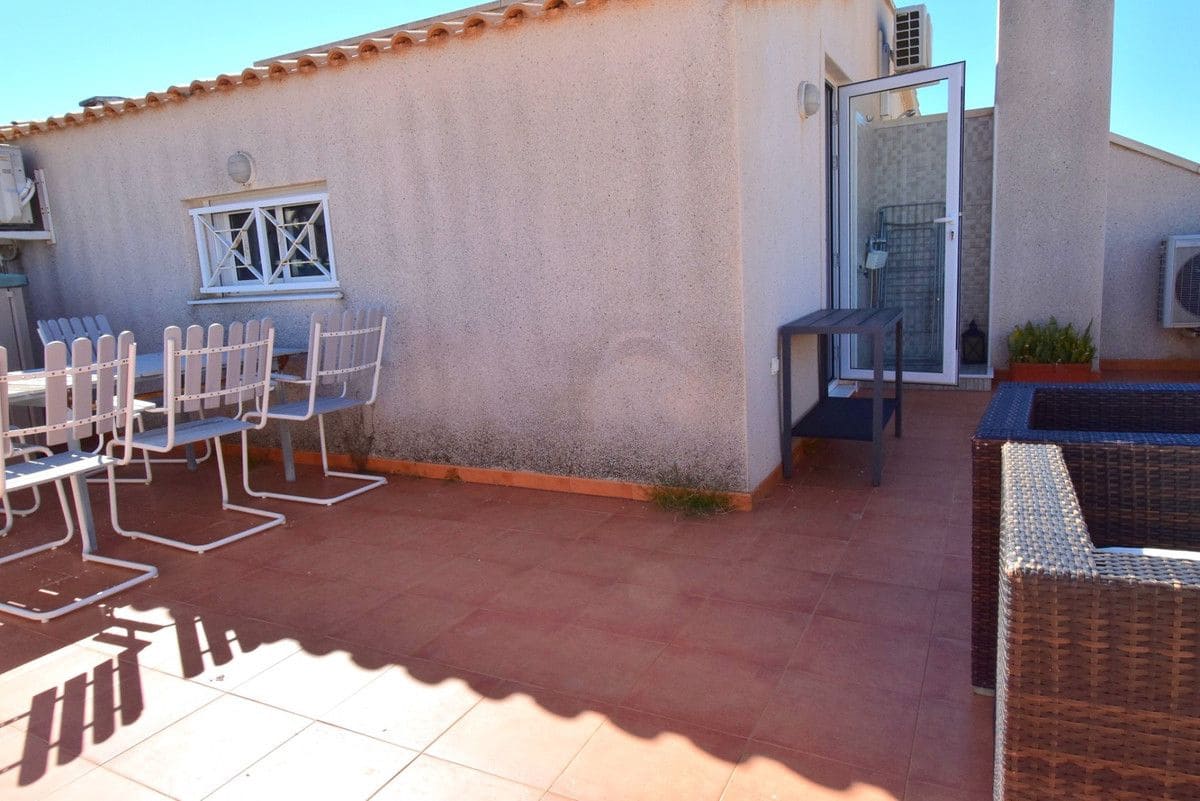 3 soveværelse Lejlighed til salg i Orihuela Costa med swimmingpool - € 240.000 (Ref: 10017959)