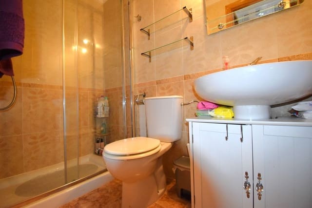 Apartamento de 2 habitaciones en Punta Prima, Orihuela en venta con piscina - 179.000 € (Ref: 10017961)