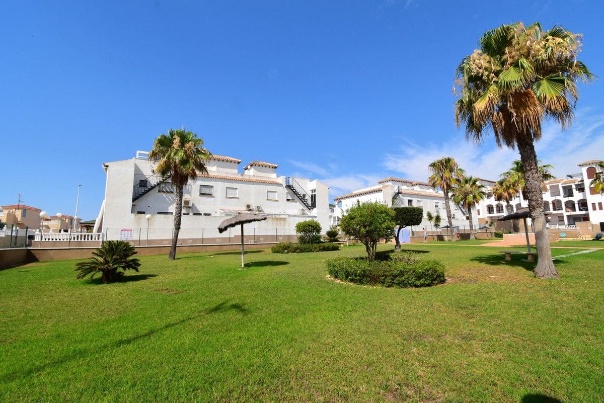 2 chambre Appartement à vendre à Orihuela Costa avec piscine - 179 000 € (Ref: 10017961)