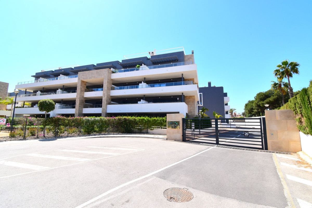 2 bedroom Apartment for sale in La Zenia with pool - € 365,000 (Ref: 10017963)