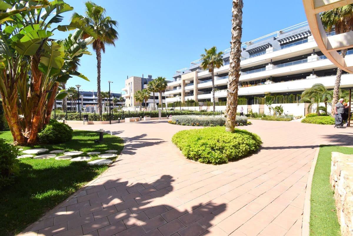 2 bedroom Apartment for sale in La Zenia with pool - € 365,000 (Ref: 10017963)