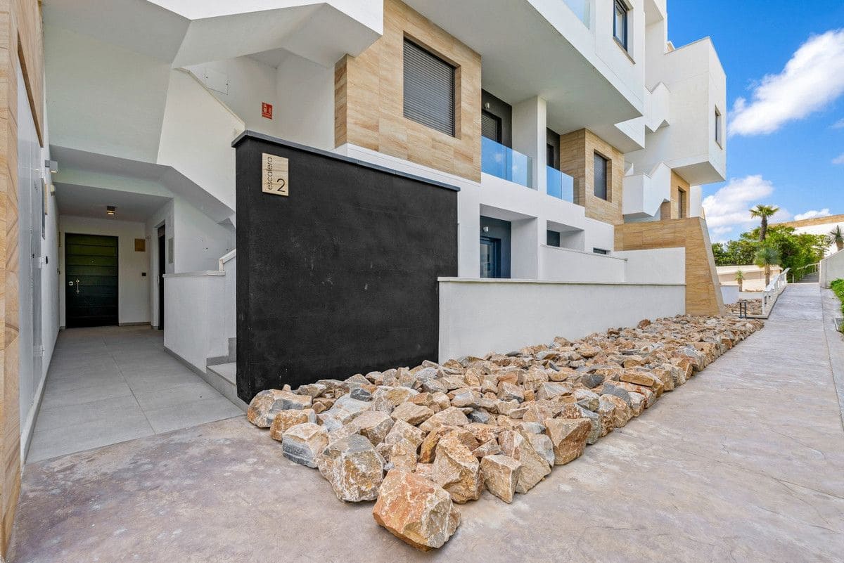 Apartamento de 2 habitaciones en Orihuela Costa en venta - 355.000 € (Ref: 10017965)