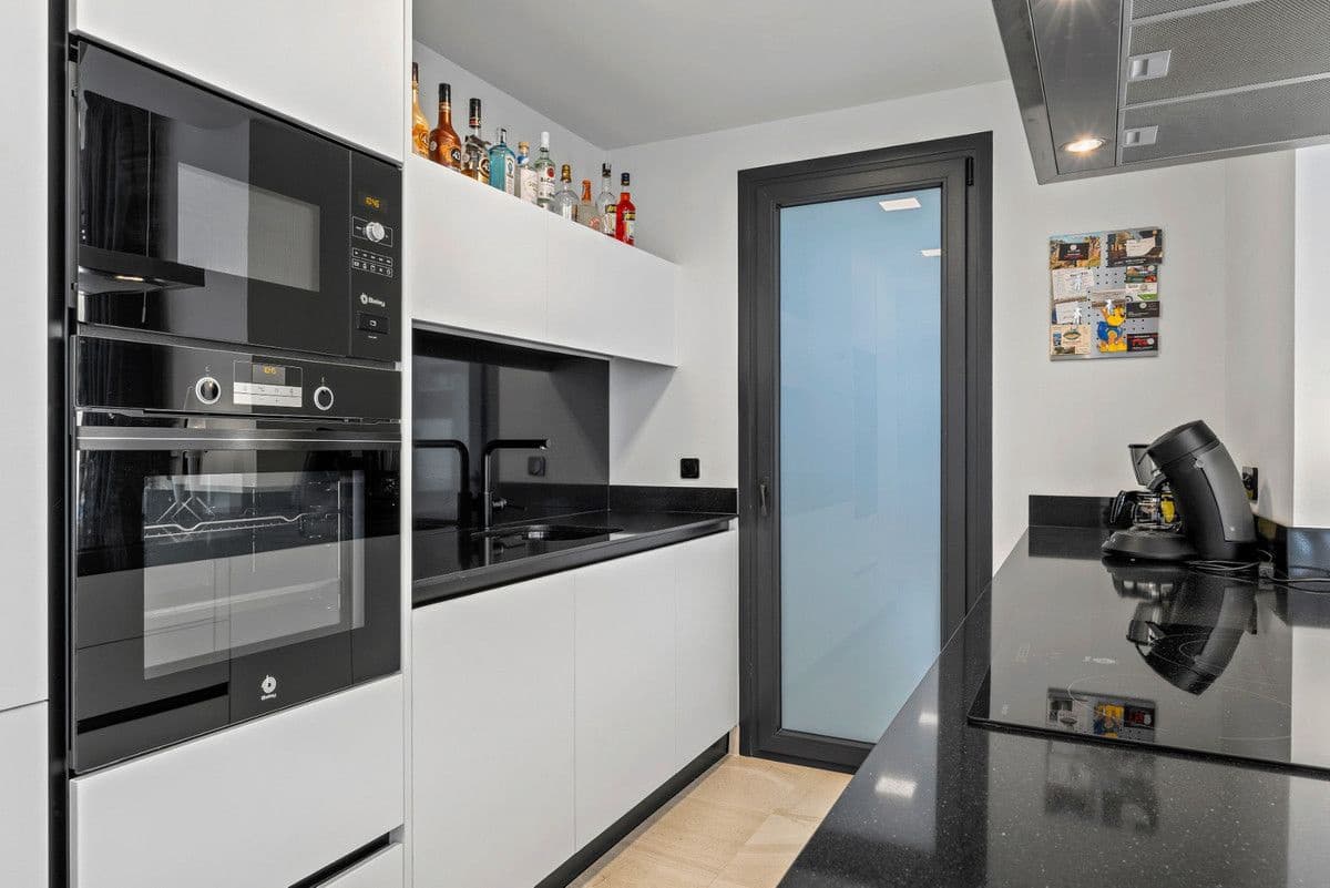 Apartamento de 2 habitaciones en Orihuela Costa en venta - 355.000 € (Ref: 10017965)