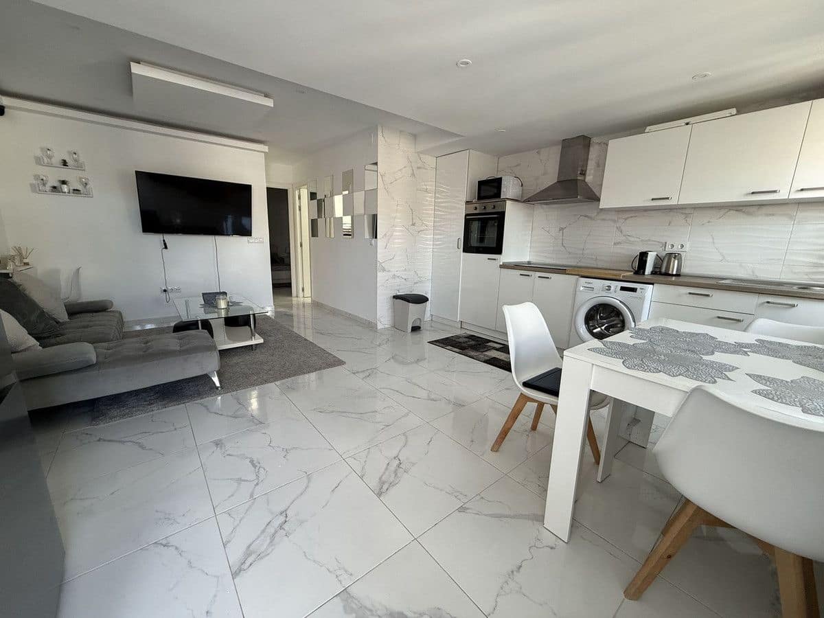 2 sovrum Villa till salu i Torrevieja med pool - 198 000 € (Ref: 10017969)