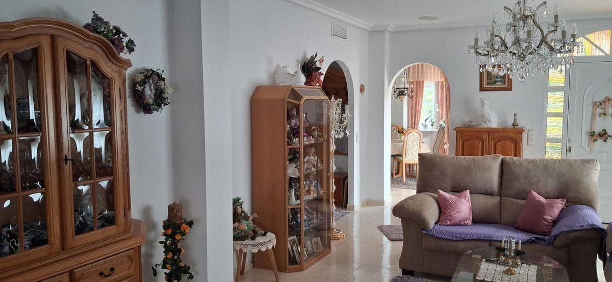 Chalet de 3 habitaciones en Benferri en venta - 339.000 € (Ref: 10017976)