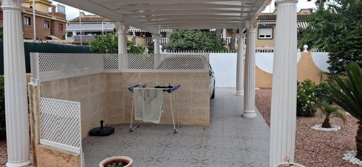 Chalet de 3 habitaciones en Benferri en venta - 339.000 € (Ref: 10017976)