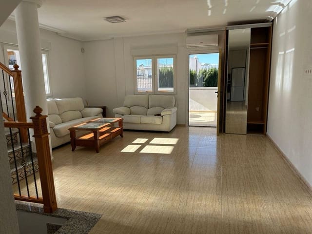 Chalet de 4 habitaciones en Orihuela Costa, Orihuela en venta - 470.000 € (Ref: 10017977)